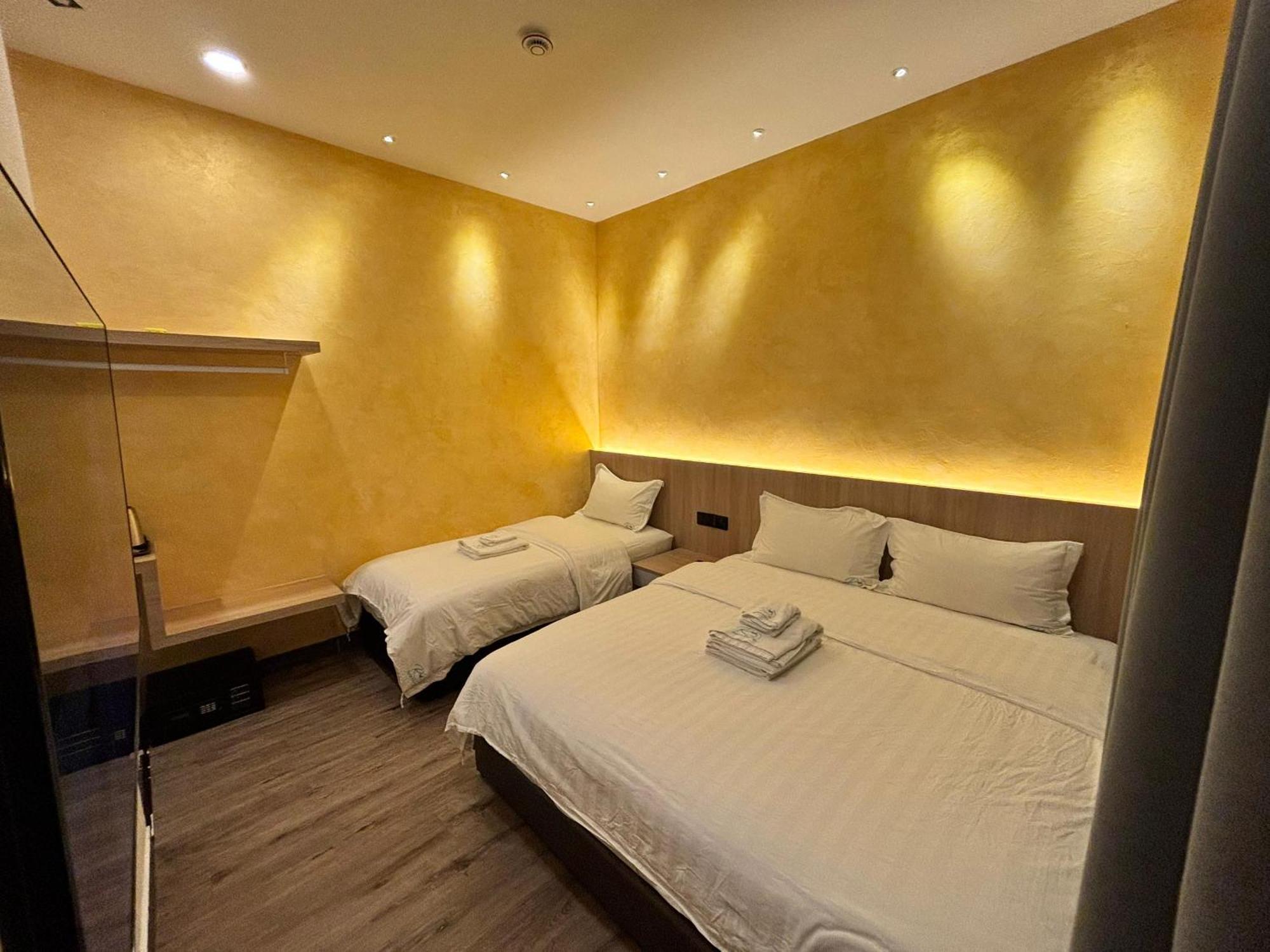 Red'S Hotel Bintulu Extérieur photo